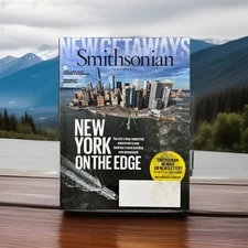 SMITHSONIAN MAGAZINE May 2017 New York On The Edge The City’s Long Neglected