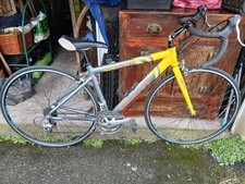 Ladies Giant Road Race Bike.