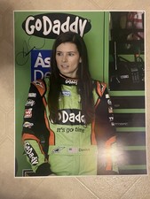 Danica Patrick Racing Cards: Rookie Cards Checklist and Autograph Memorabilia Buying Guide 18