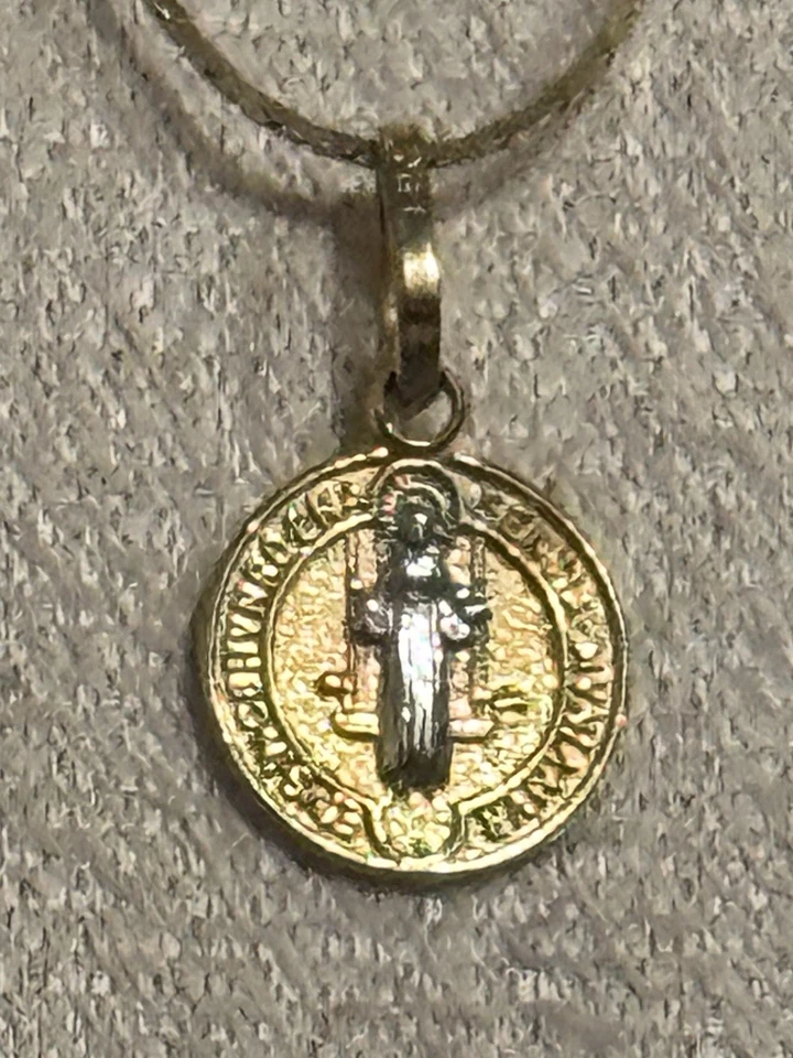 Medalla San Benito (San Benito) ¡Oro Amarillo! Con cadena Foto 4 de 4