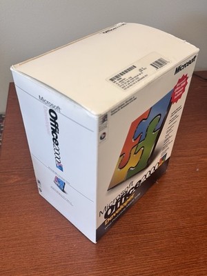 Rare, Vintage Microsoft Office 2000 Developer Edition Big Box set