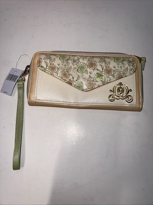 Disney Parks Cinderella Carriage Wristlet Wallet 2022 NWT Princess Zip Around