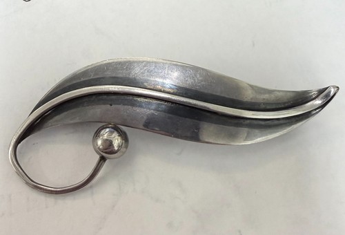 Vintage Taxco Sterling Silver Leaf Pin