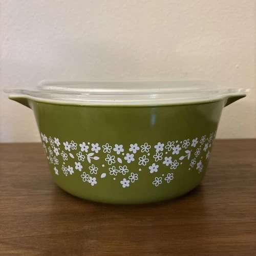Vintage Pyrex Spring Blossom Crazy Daisy 474-B Cinderella Casserole Dish w/Lid