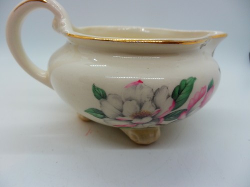 VTG Cunningham & Pickett Alliance Ohio MAGNOLIA CREAMER Cream Pitcher - Flamingo - Picture 2 of 4