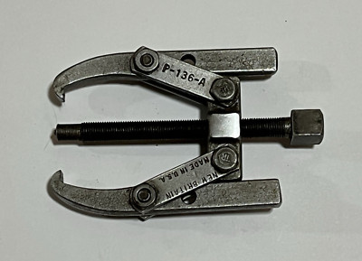 New Britain No P-136A Vintage 2-Jaw Gear Bearing Puller Remover Tool USA  Used