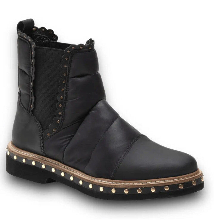 New FREE PEOPLE Atlas Puffer Chelsea Boot in Black Leather ~Size