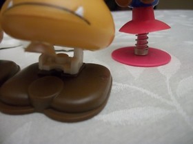 Vintage 1989 NES Nintendo Super Mario Bros Goomba 2" Figurine  Pop-Up Flip Toy