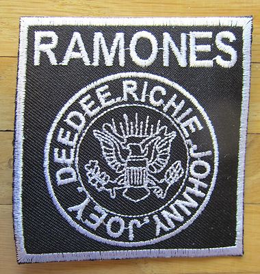 Aufnäher / Aufbügler/ Patch: RAMONES - Logo - schwarz weiss -   Rar!