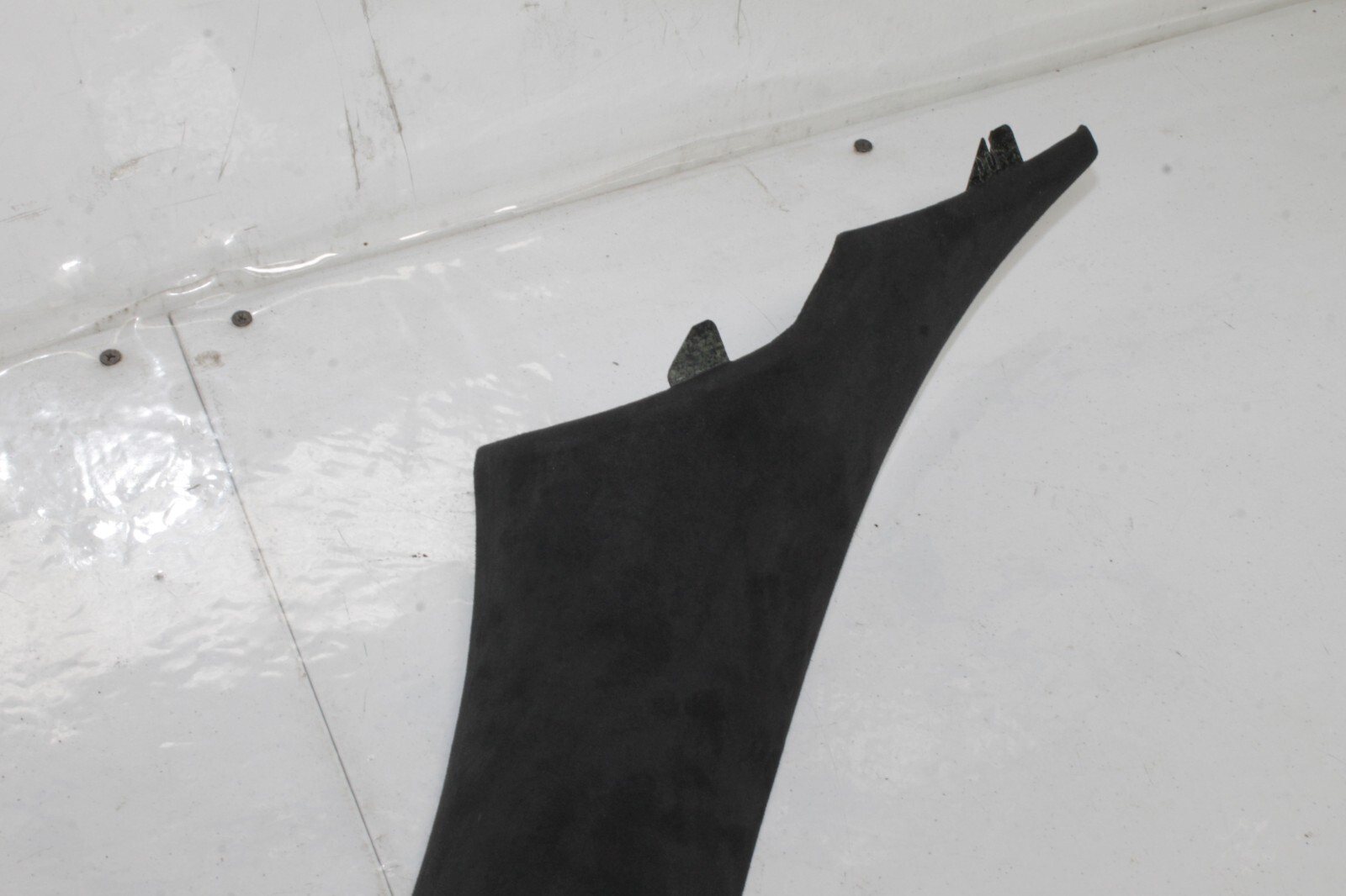 12-14 MCLAREN MP4-12C MP4 12C OEM RIGHT PASSENGER A PILLAR ALCANTARA 11N1512CP03