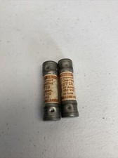 TWO GOULD SHAWMUT OT-10 10A/AMP FUSE
