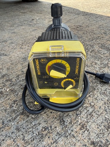 A161-938NI LMI Pumps Chemical Metering Pump, 2 GPH, 50 Max PSI, 115 Volt