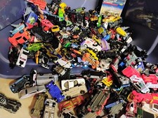 Vintage 1970s-2000s Hot Wheels Matchbox Mattel Diecast Cars Lot Of 300