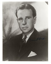 Hume Cronyn Signed Autographed 8x10 Photo