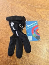 Seek Top Archery Glove Shooting 3 Finger Protector For Men Women 1 pack Small