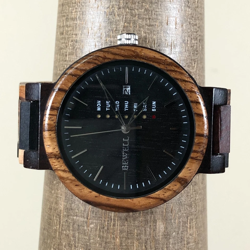 Reloj analógico de cuarzo Bewell para hombre formal día fecha madera día fecha 44 mm 7" Foto 2 de 4