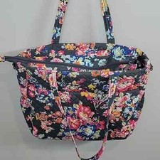 Vera Bradley Ultimate Baby diaper Bag in Pretty Posies pattern floral tote