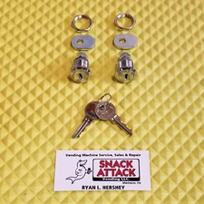 VENDSTAR 3000 (2) #157 TOP LID LOCKS & (2) KEYS (OEM) New / Free Ship!