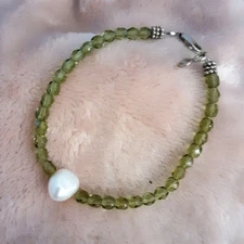 Hand crafted sage tone acrylic beaded bracelet single faux pearl 7"