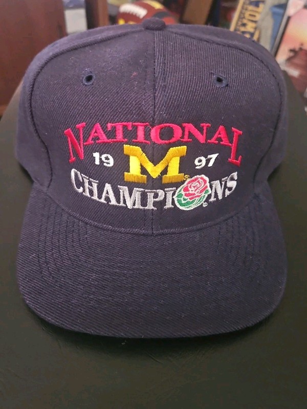 MICHIGAN WOLVERINES 1997  NATIONAL CHAMPIONS NEW OLD STOCK HAT NEVER WORN...
