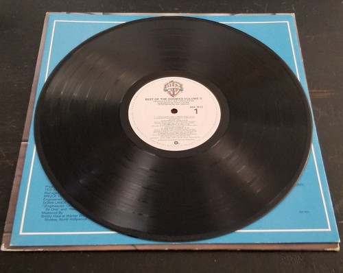 The Best Of The Doobies Vol. 2 1981 Vinyl Record Near Mint- Condition! - Picture 3 of 7