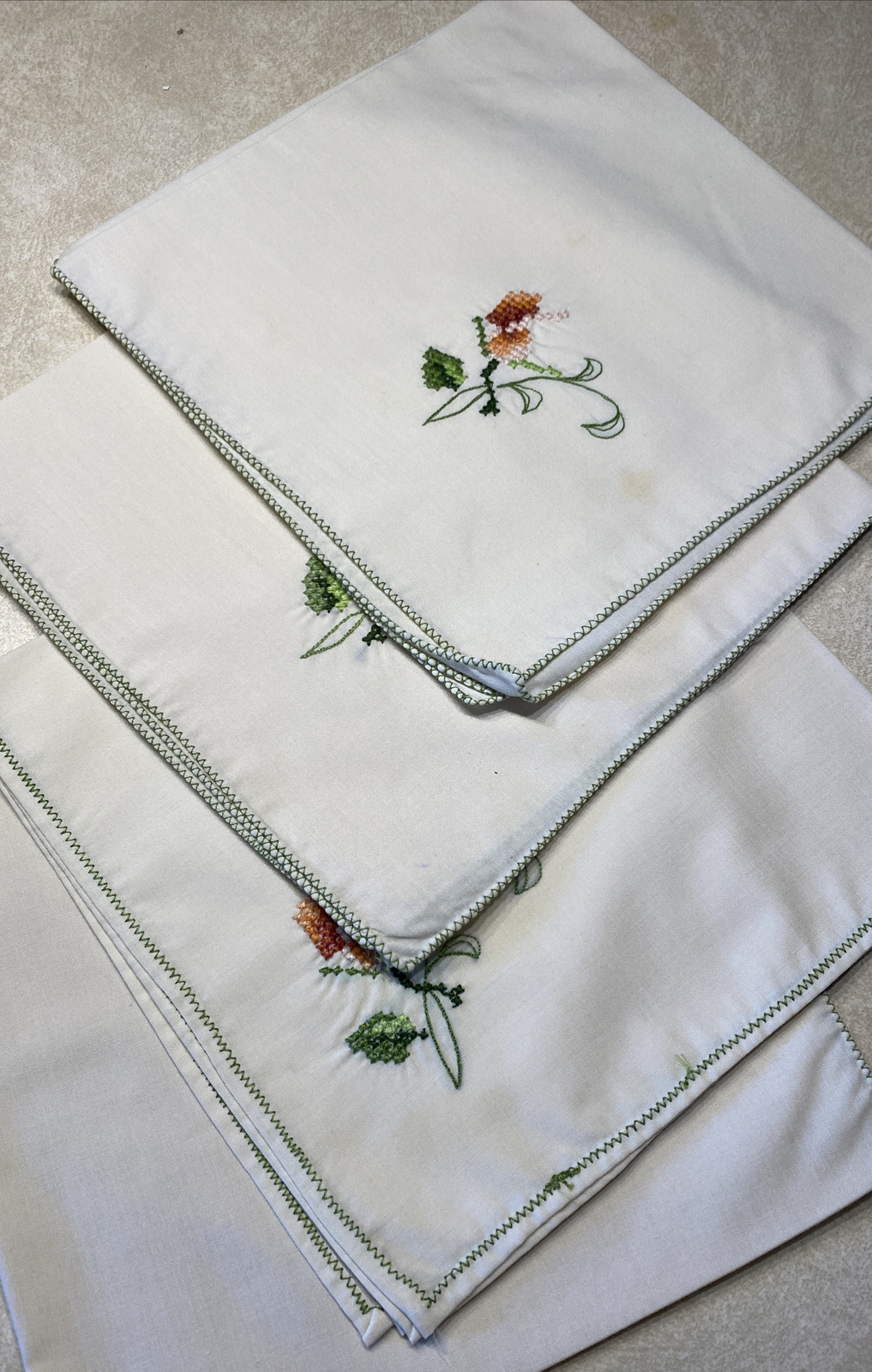Vintage Set of 4 floral embroidered Cross Stitch linen napkins Cottage Core  | eBay
