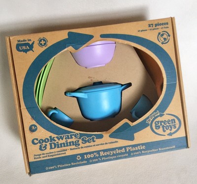 green toys pots and pans