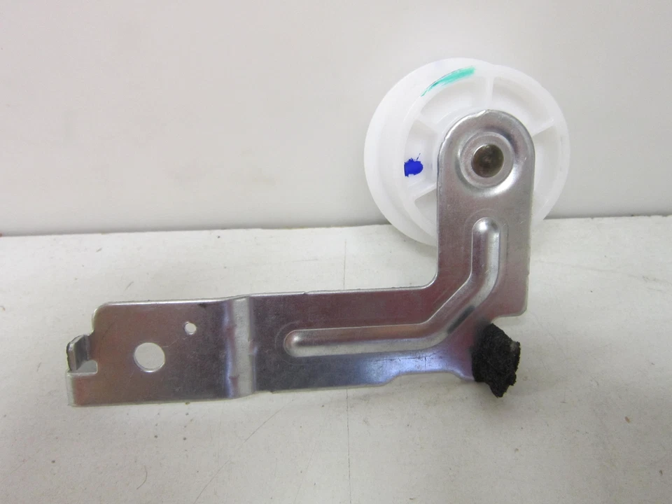 Conjunto de roda de polia ociosa secadora Samsung DVE45T6000W/A3 DC66-00903A002 DC93-006 - Imagem 2 de 2