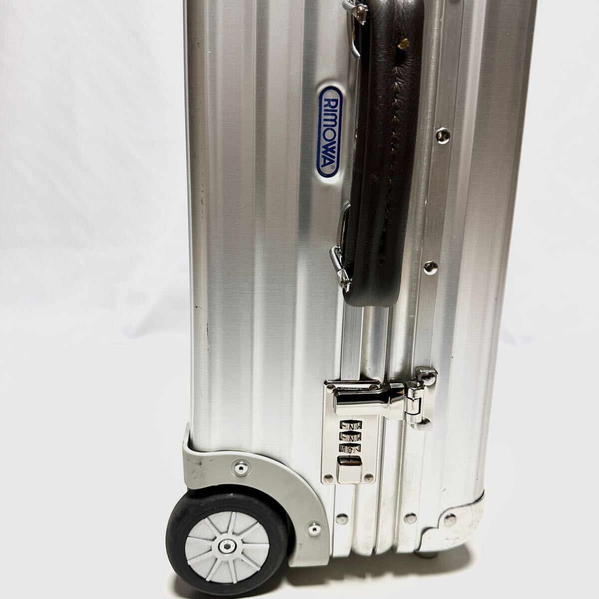RIMOWA Classic Cabin S Silver Suit Case 33L | eBay RIMOWA Classic Cabin S Silver Suit Case 33L | eBay