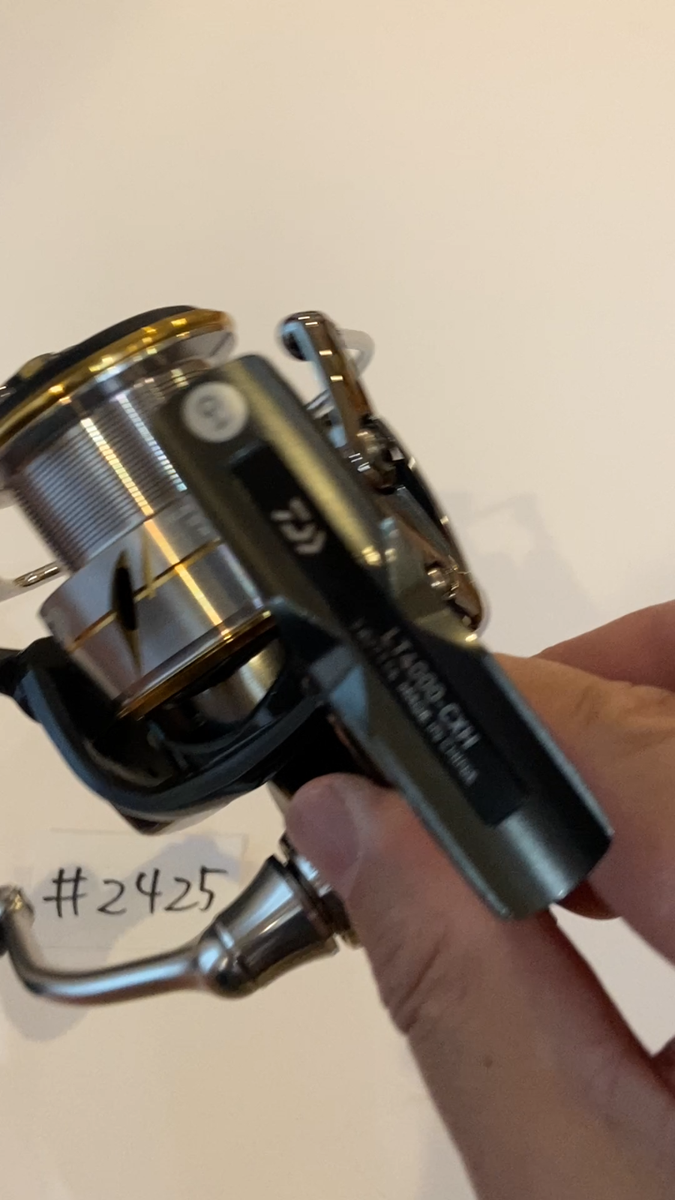 Daiwa 20 LUVIAS LT 4000-CXH Spinning Reel Near Mint from JAPAN