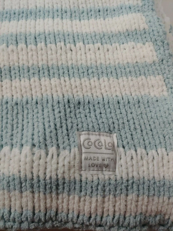 Manta Bebé Cocalo Azul Blanco Rayas Reversible Chenilla Tejida Hecha con Amor Foto 2 de 4