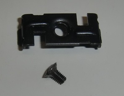 Märklin 21462 Stützblech mit Schraube zu 3060 /  3061 , 3362 und zu allen F7