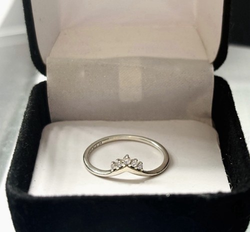 Pandora tiara wishbone ring
