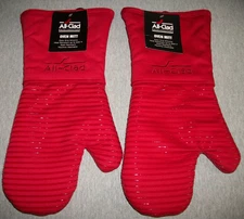 ALL-CLAD Metalcrafters ~ (2) Oven Mitts w/ Easy Grip Silicone ~ Chili (Red) ~NEW