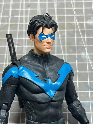 Figura de acción Mcfarlane ajuste tallado cabeza Dick Grayson pintada Nightwing 1/12 - Imagen 9 de 10