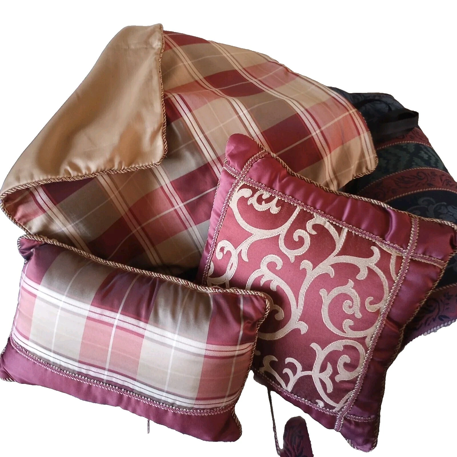 Атласные подушки для гостиной клетчатые домашний декор