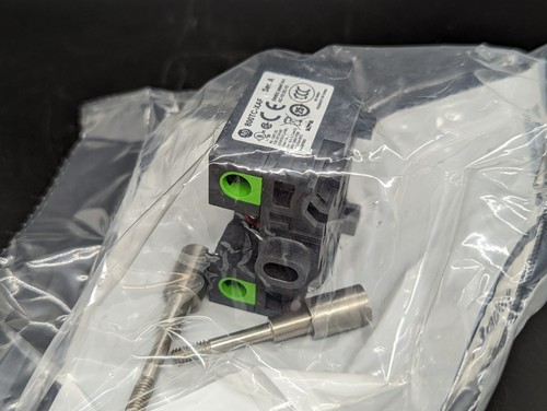 Allen Bradley 800TC-XAF 1NO, 1NC Contact Block NEW IN BOX - Picture 3 of 5