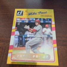2017 Panini Donruss Variation Gold Press Proof /99 Mike Trout (Clapping) #104