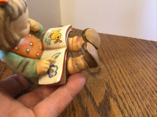 Goebel #8 Book Worm Hummel Figurine,W.Germany,used condition - Picture 6 of 16