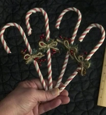 DLCC~4 Primitive candy canes ornaments prim pip berry country Christmas rustic