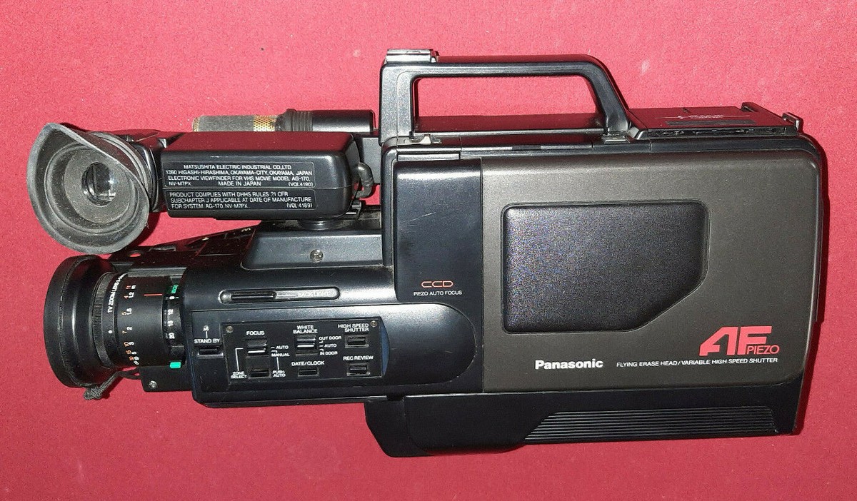 Panasonic AG-170 AF Piezo VHS Reporter Movie Camera W/ Case