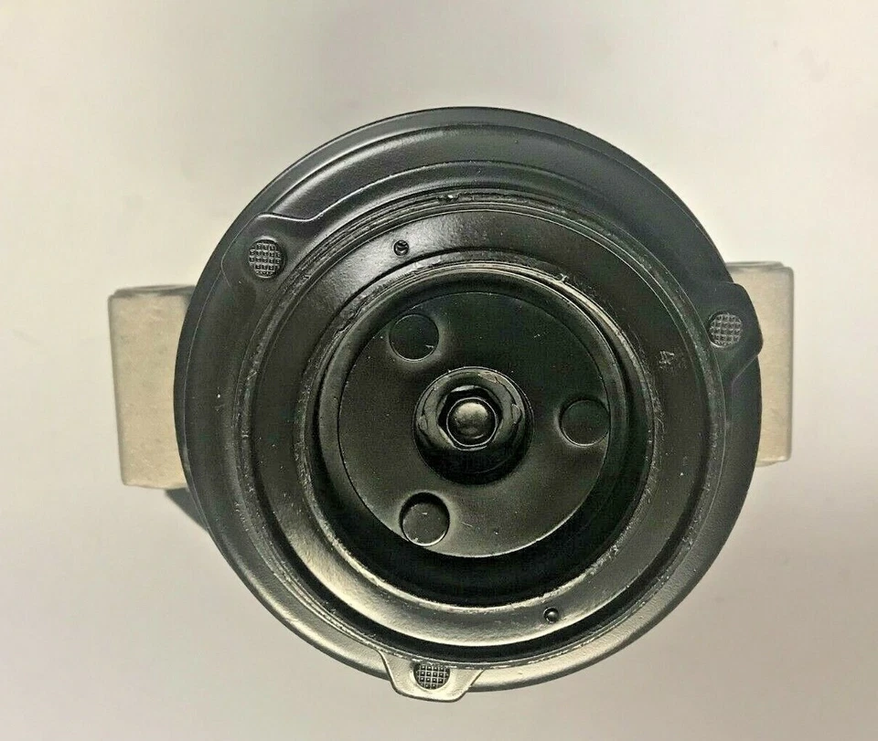 Compresor y embrague de aire acondicionado DENSO OEM para camioneta Chevrolet Silverado GMC Sierra V8 Foto 3 de 4