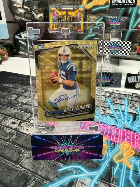 2025 Prizm Riley Leonard Gold Vinyl /5 Auto RC Indianapolis Colts