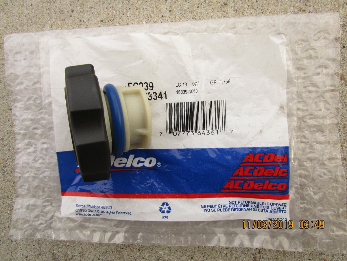 専用3 11-16 GMC SIERRA 2500HD 3500HD DIESEL ENGINE OIL FILLER FLUID CAP