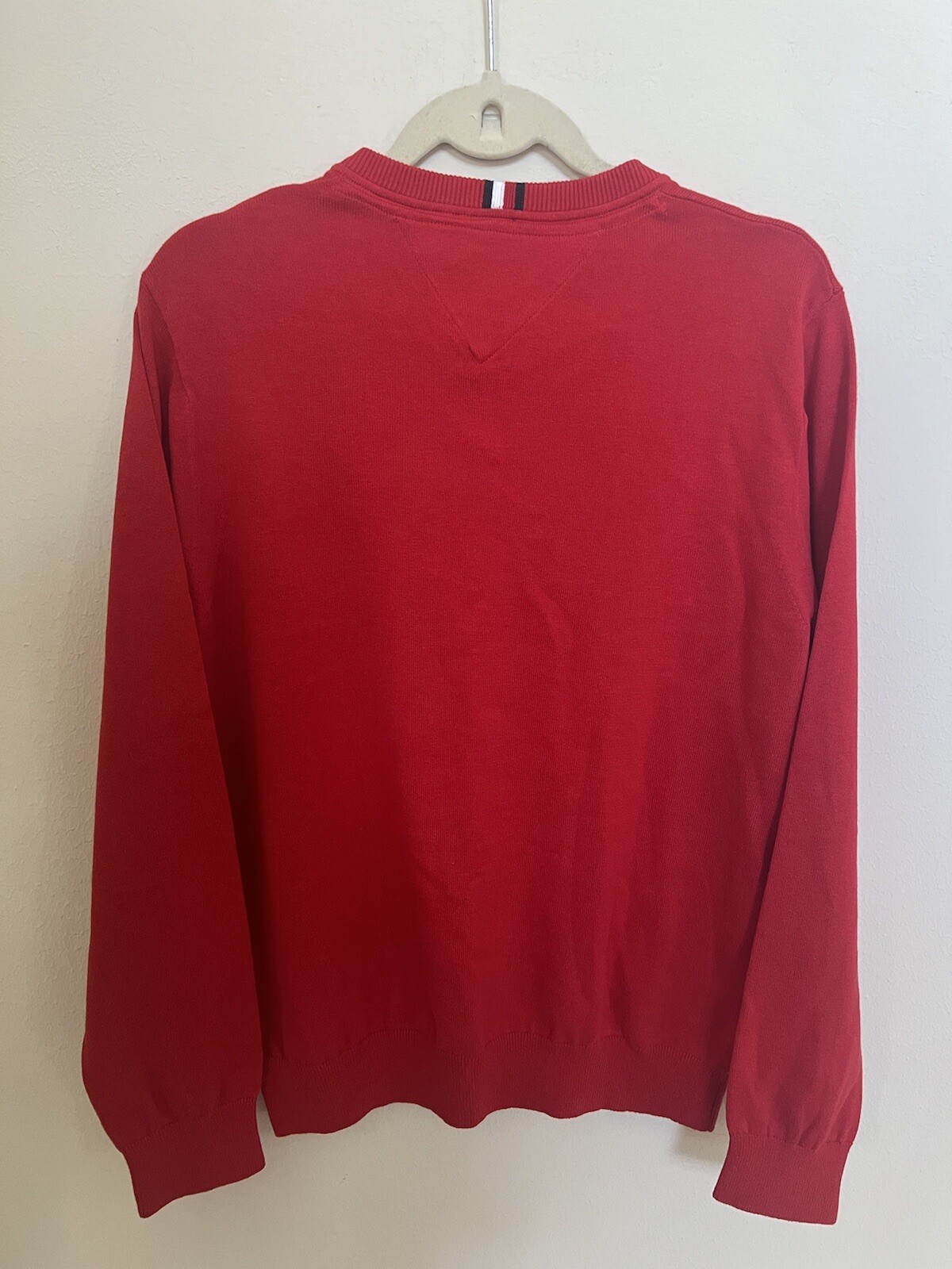 NWT Men's Tommy Hilfiger Essential Cotton V- Neck Sweater M image 3