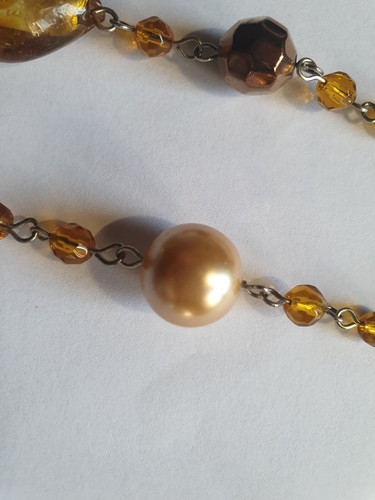 Collana Vintage in Metallo e Resina color ambra-giallo/arancio - Foto 3 di 6