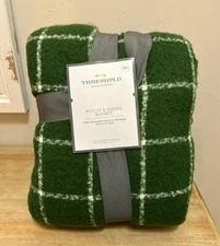 NEW THRESHOLD BOUCLE & SHERPA BLANKET FULL QUEEN CHRISTMAS FALL GREEN 90" X 92"