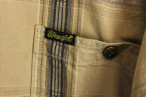 Camisa para hombre WRANGLER talla M ajuste regular marrón algodón bolsillos e... - Imagen 6 de 7