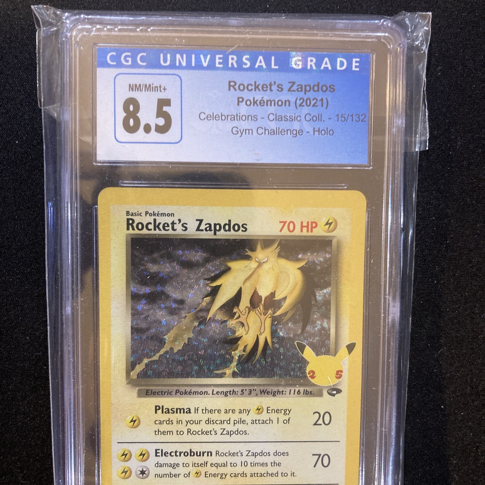 Pokémon TCG Rocket's Zapdos Celebrations Classic Collection 15/132