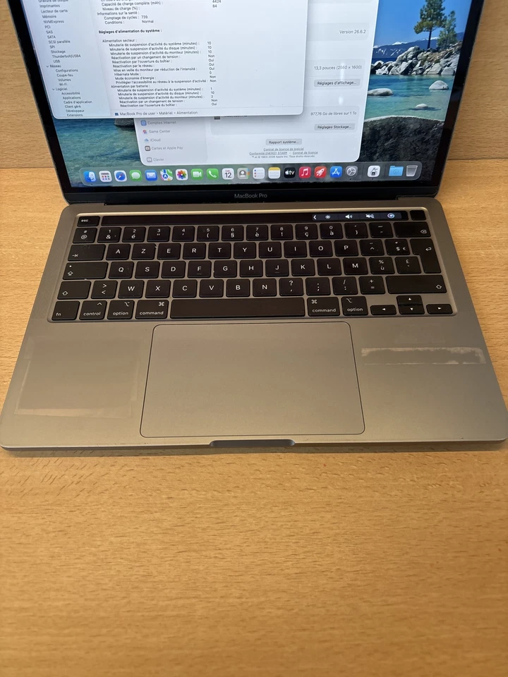 Apple MacBook Pro 13" 2020 · i5 · 16GB · 1TB, photo 2 sur 3